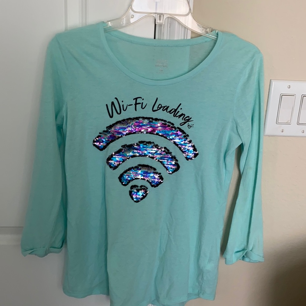 Long sleeve top